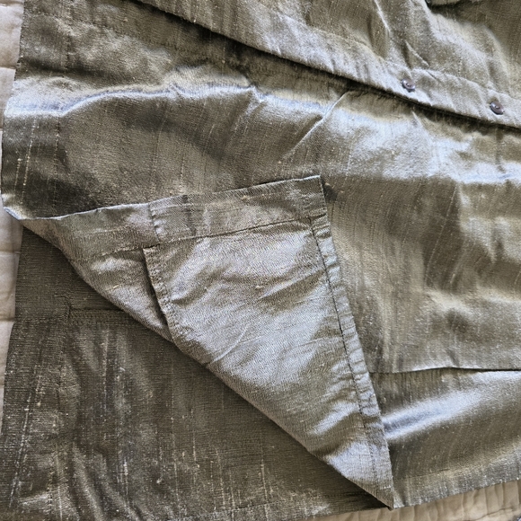 Chico's Galla Silk Button Down Long Sleeve Tunic Shirt - Picture 6 of 6